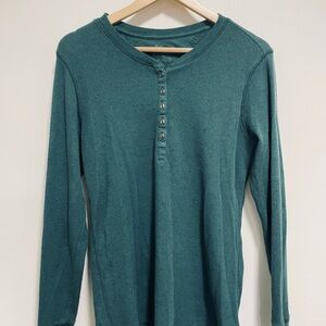 Natural Reflections Green Long Sleeve Top